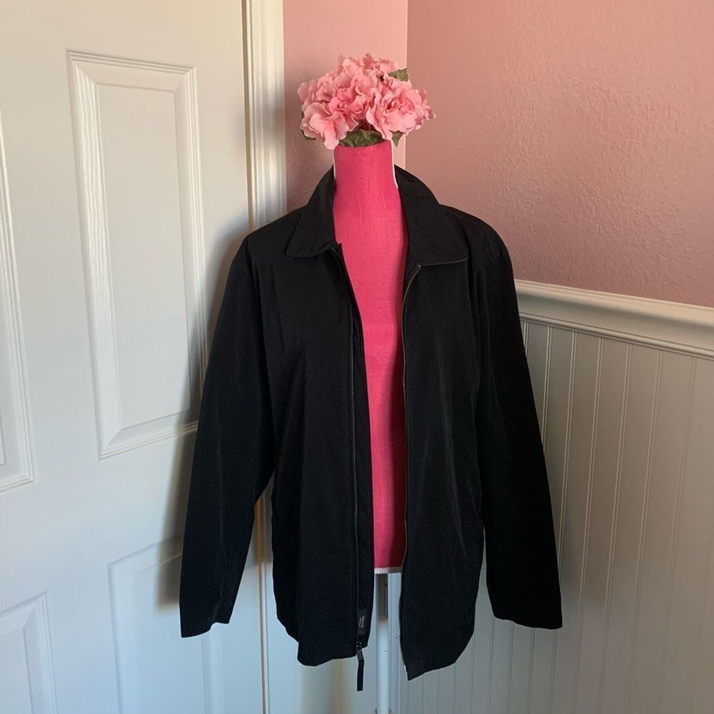 Claiborne Outerwear Black Zippered Coat Men’s size M,